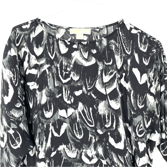 Michael Michael Kors Black Abstract Wide Neck Tie Bottom Blouse Top - Picture 2 of 7